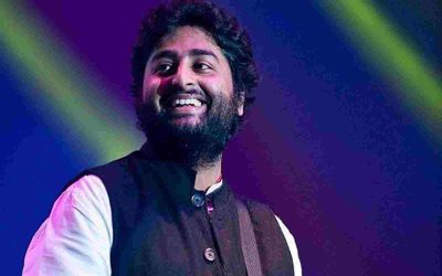 প্রাণ বাঁচাতে গ্যাংস্টারের সঙ্গে চুক্তি করলেন অরিজিত!
