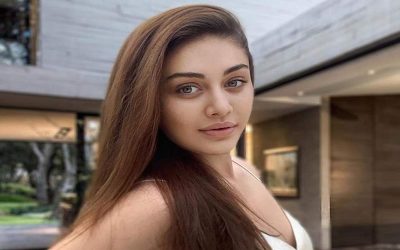 বাংলাদেশি গায়িকার গানের মডেল বলিউডের শেফালী