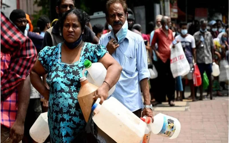 শ্রীলঙ্কায় অর্থ সংকট চরমে, অনৈতিক কাজে ঝুঁকছে নারীরা
