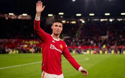 ম্যানইউ ছেড়ে দিলেন ক্রিশ্চিয়ানো রোনালদো