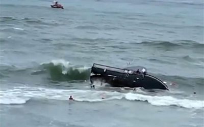 যুক্তরাষ্ট্রের ক্যালিফোর্নিয়া উপকূলে নৌকাডুবি, ৮ জনের প্রাণহানি