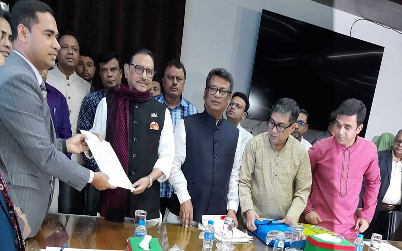 ইসিতে সংরক্ষিত ৪৮ আসনে মনোনয়নপত্র জমা দিয়েছে আওয়ামী লীগ