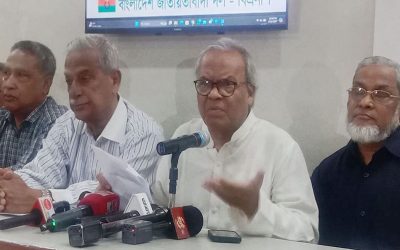 ব্যাংকে সাংবাদিক নয়, তাহলে কী মাফিয়ারা ঢুকবে : রিজভীর প্রশ্ন