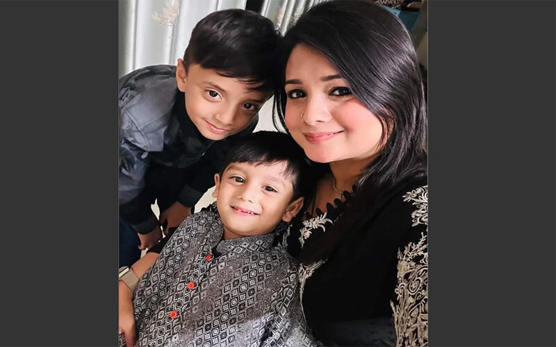 স্বামীকে ফোনে জানান হুড়োহুড়িতে হারিয়ে গেছে ছোট ছেলে, পরে দুই শিশুসহ মায়ের লাশ উদ্ধার