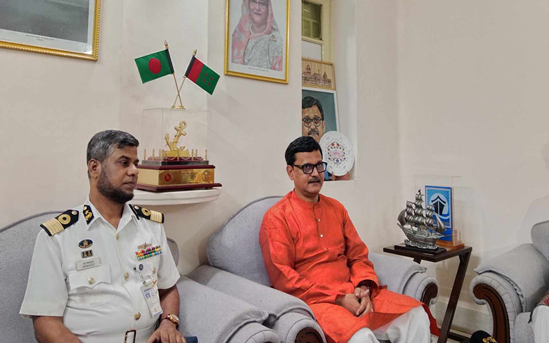 নাবিকদের মুক্তির খবরে শুকরিয়া আদায় করেছেন প্রধানমন্ত্রী : নৌ-পরিবহন প্রতিমন্ত্রী