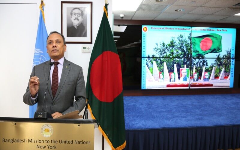 বিশ্ব জনমতকে বাংলাদেশের পক্ষে আনতে অত্যন্ত সফলতা দেখিয়েছেন