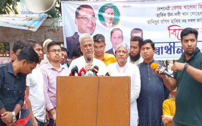 জনগণের কাছে হেরে যাওয়ার আগে ক্ষমতা ছেড়ে দিন : ফারুক