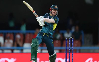 ক্রিকেটকে ঠিকঠাকমতো বিদায়ও জানাতে পারলেন না ওয়ার্নার!