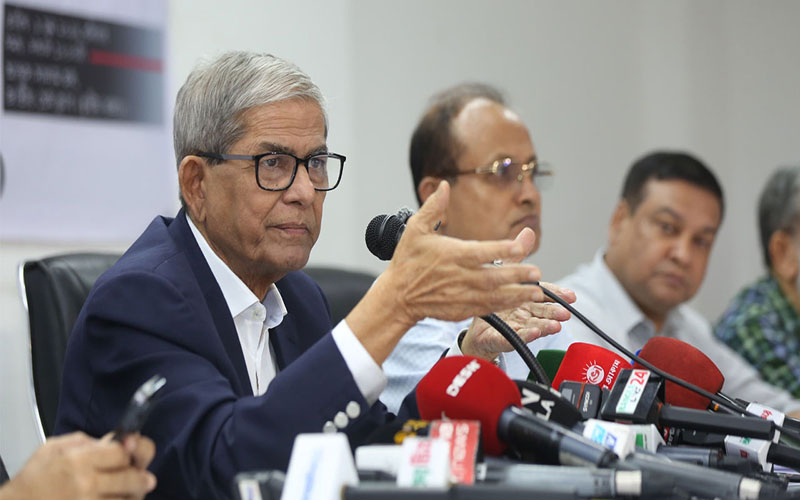 সরকার দেশকে ‘পরনির্ভরশীল’ করে ফেলেছে : মির্জা ফখরুল
