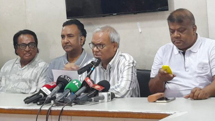 আন্দোলনত শিক্ষার্থীরা মুক্তির সন্তান, স্বপ্নের বিপ্লব গড়ে তুলছে : রিজভী