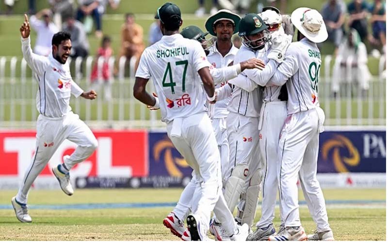 পাকিস্তানকে হারিয়ে ঐতিহাসিক টেস্ট জয় টাইগারদের