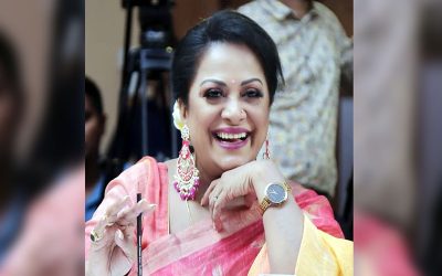 গোপনে দেশ ছেড়ে কানাডায় পালিয়েছেন অরুণা বিশ্বাস!